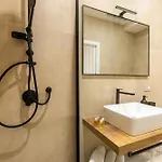 招待所 Casa Lounge Costituzione 卡利亚里