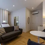 招待所 Casa Lounge Costituzione 4*