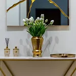 Casa Lounge Costituzione 卡利亚里