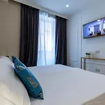 Casa Lounge Costituzione 4*