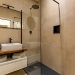 Casa Lounge Costituzione 招待所