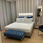 Casa Lounge Costituzione 卡利亚里