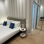 招待所 Casa Lounge Costituzione 4*