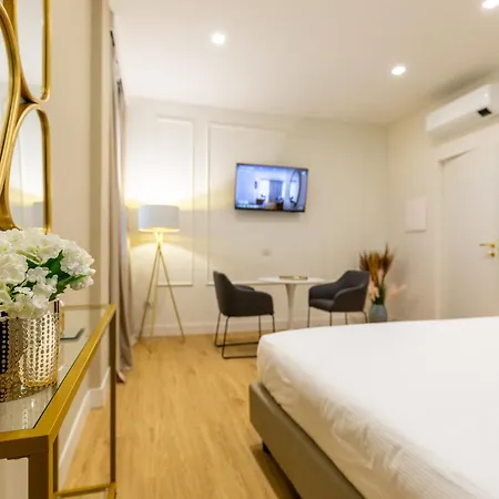 Πανσιόν Casa Lounge Costituzione 4*