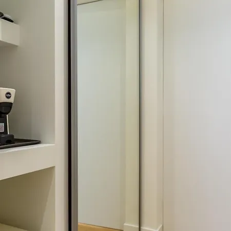 Casa Lounge Costituzione 4* Κάλιαρι