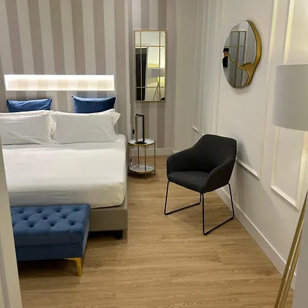 Casa Lounge Costituzione Πανσιόν 4*