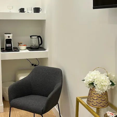 Casa Lounge Costituzione 4* Κάλιαρι
