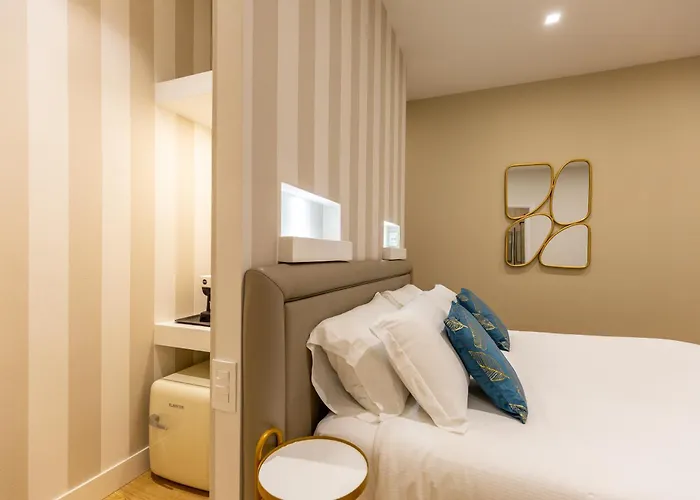 Casa Lounge Costituzione Pensionat 4*