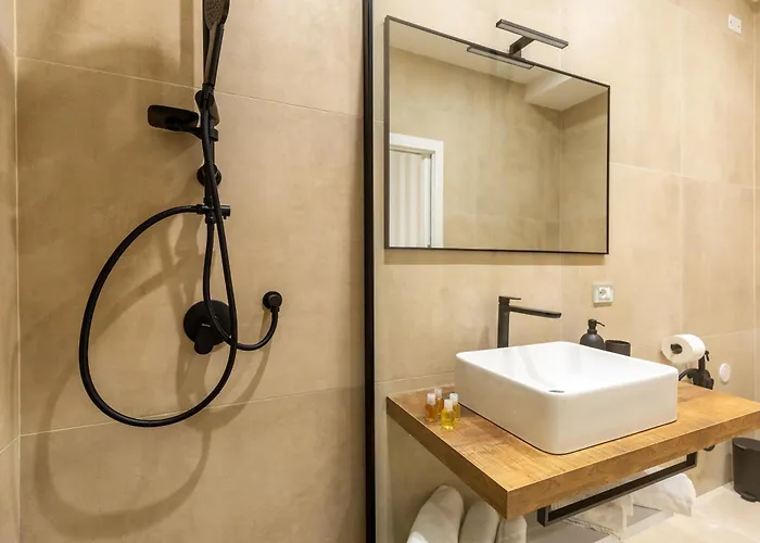بيت ضيافة Casa Lounge Costituzione كالياري