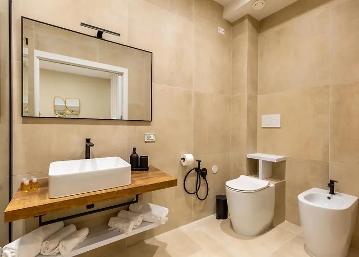 بيت ضيافة Casa Lounge Costituzione 4*