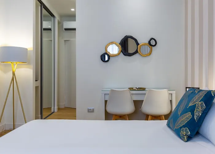 Casa Lounge Costituzione 4*
