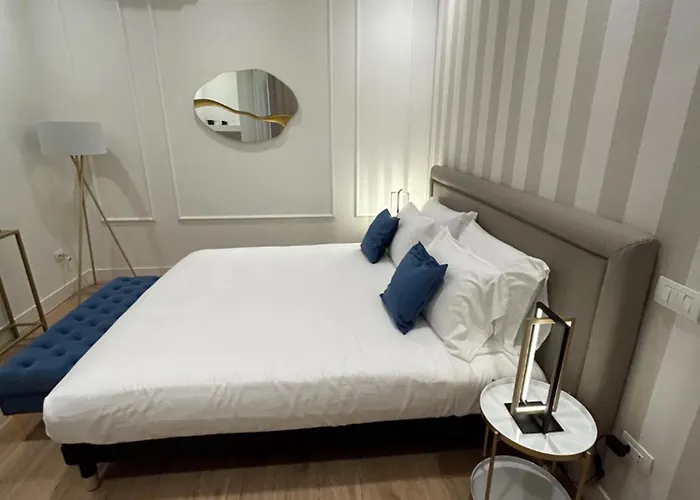 Casa Lounge Costituzione 4*